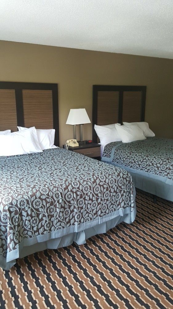 Econo Lodge فورست سيتي المظهر الخارجي الصورة